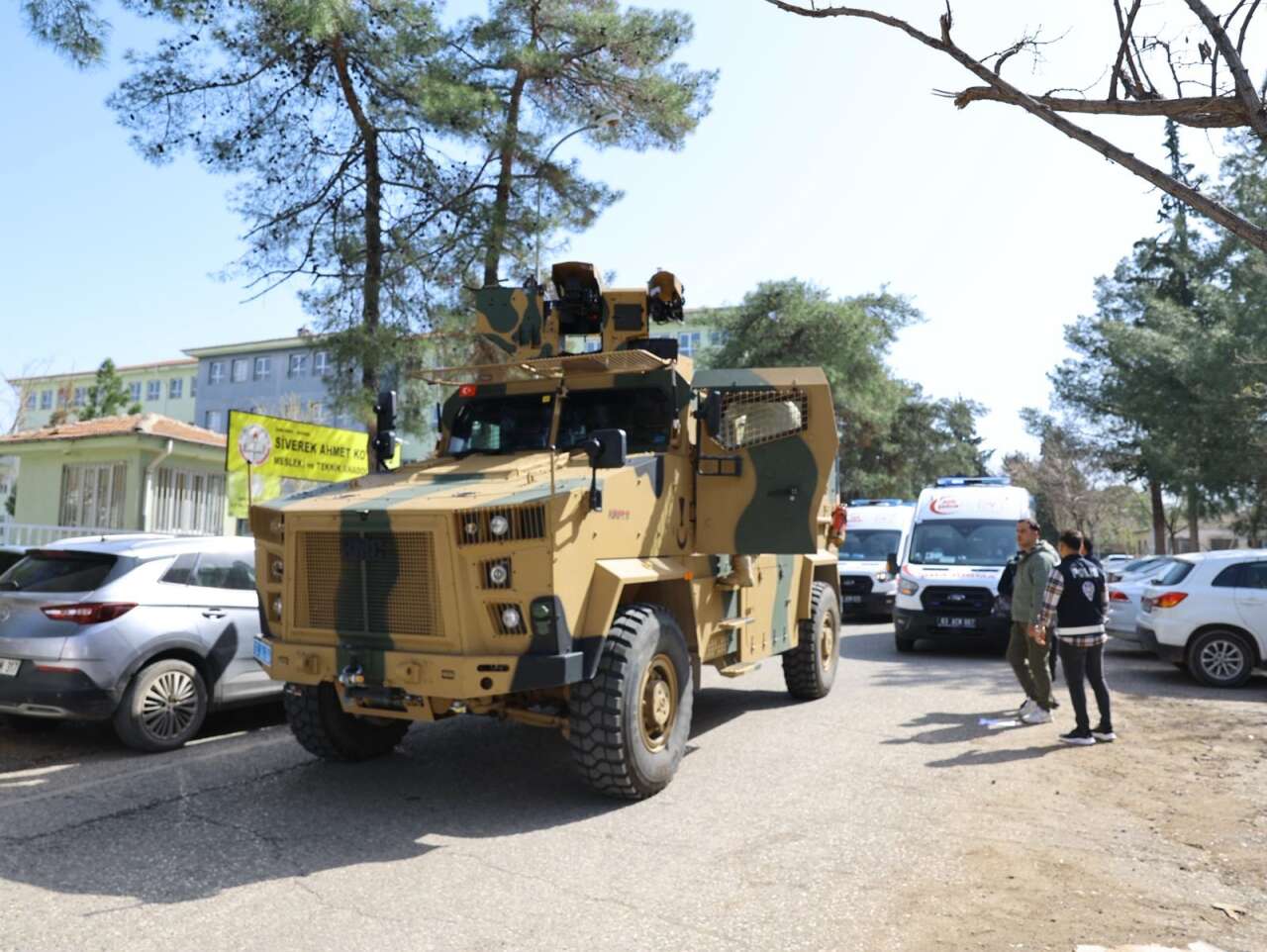 Okuldaki eski öğrenci dehşetinde tüm detaylar belli oldu! 1 ölü, 16 yaralı var 21